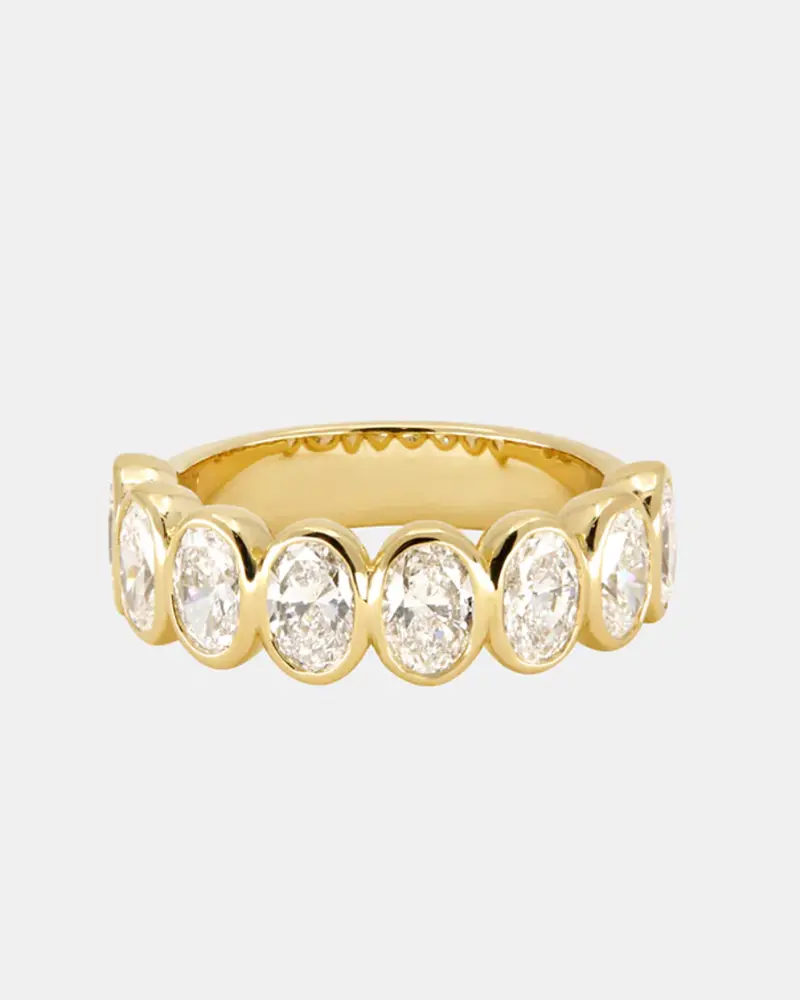 6_NIGHT_Natasha-Schweitzer-Oval-Diamond-Band