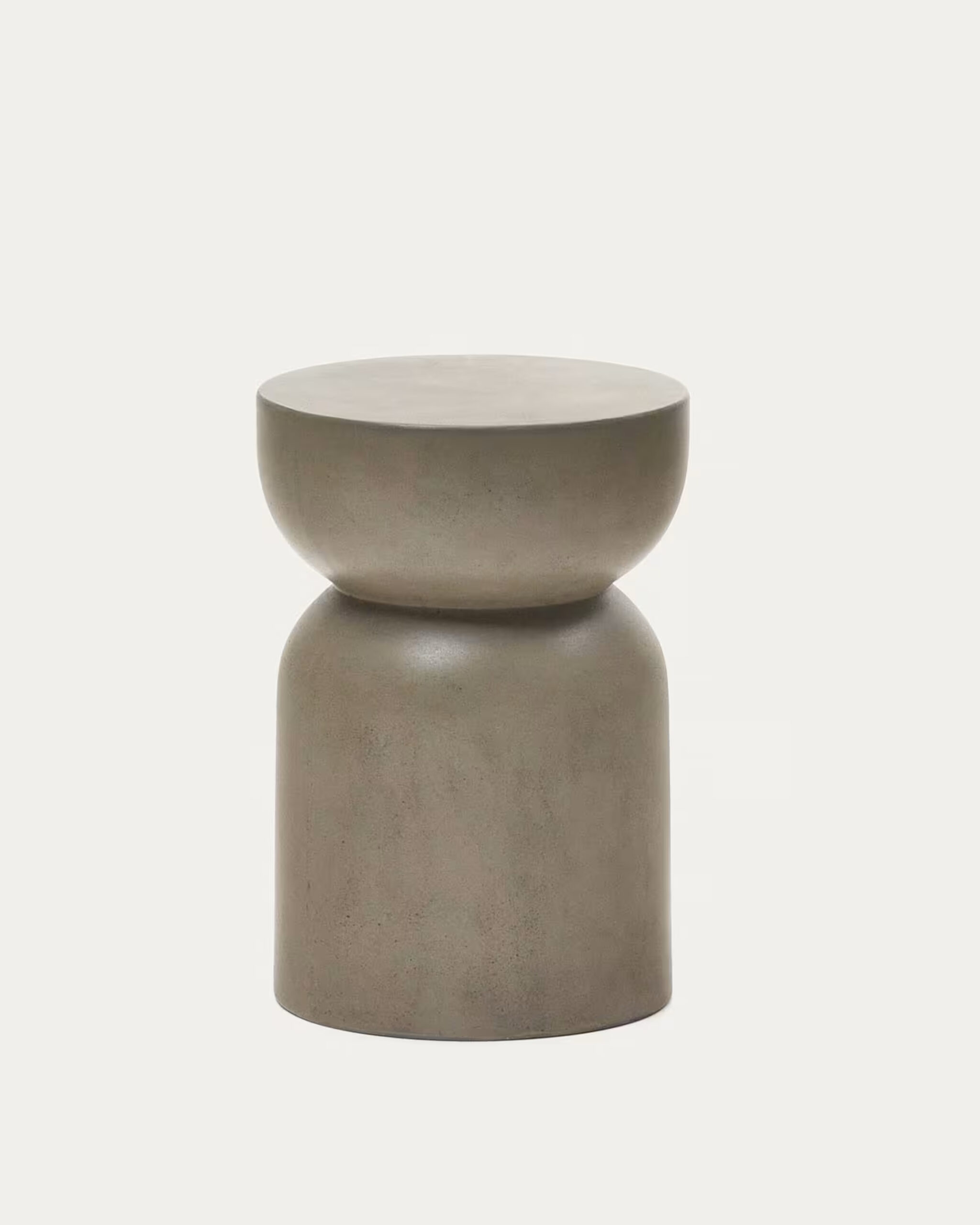 Kave-Home-Garbet-round-cement-side-table-219-scaled
